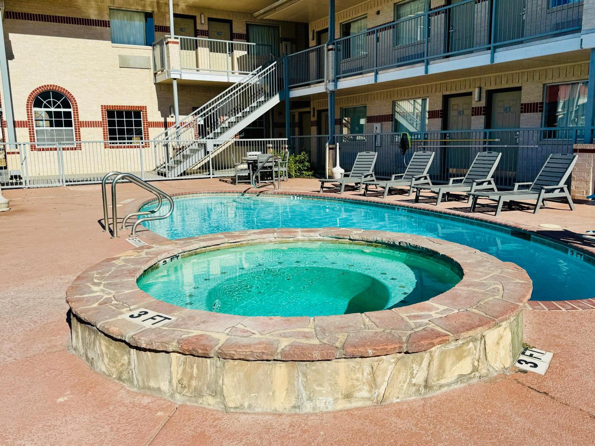 Hill Country & - New Braunfels, Gruene 3* New Braunfels